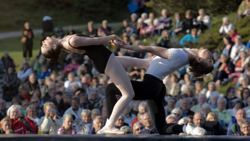 Den kongelige sommerbalet i Rebild Bakker