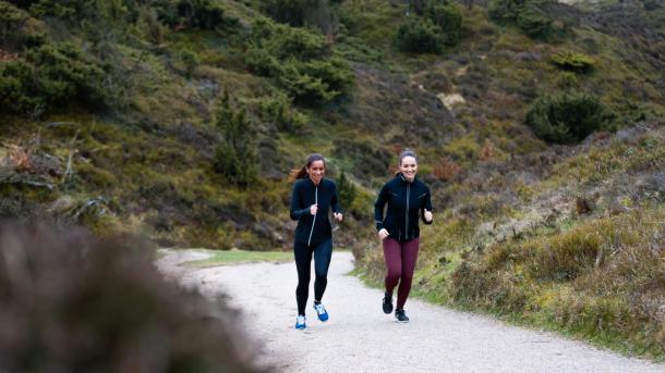 Veninder på trailløb i Rebild Bakker