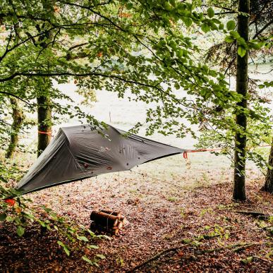 Flyvende telt i Rold Skov